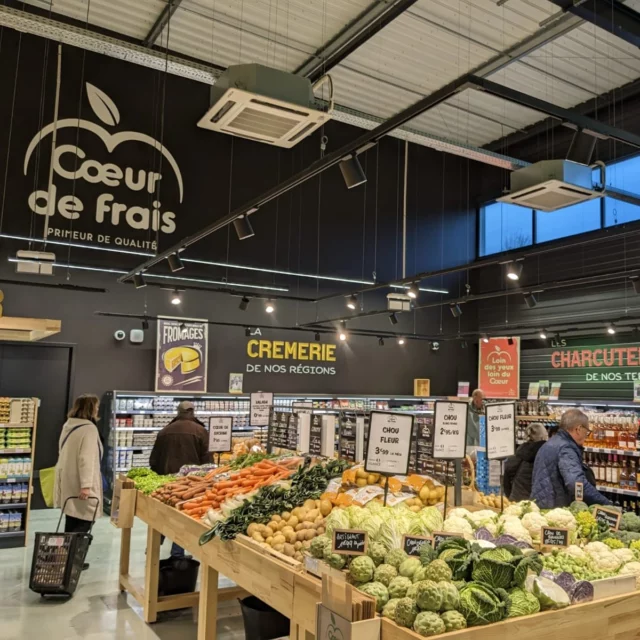 😀 UNE OFFRE COMPLETE 😀
Dans vos magasins Coeur de frais 100% de l'offre alimentaire est couverte : fruits & légumes, viandes, fromages, marée, épicerie. De quoi préparer de bons petits plats ! 
#coeurdefrais #magasinalimentaire #proximité #qualité